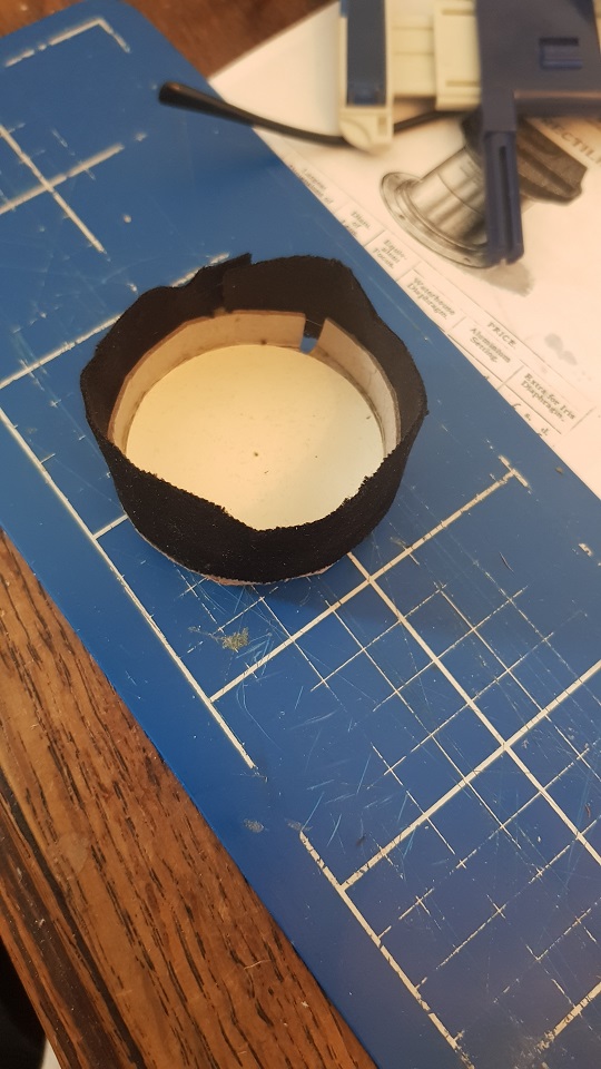 Adding the lens cap velvet liner